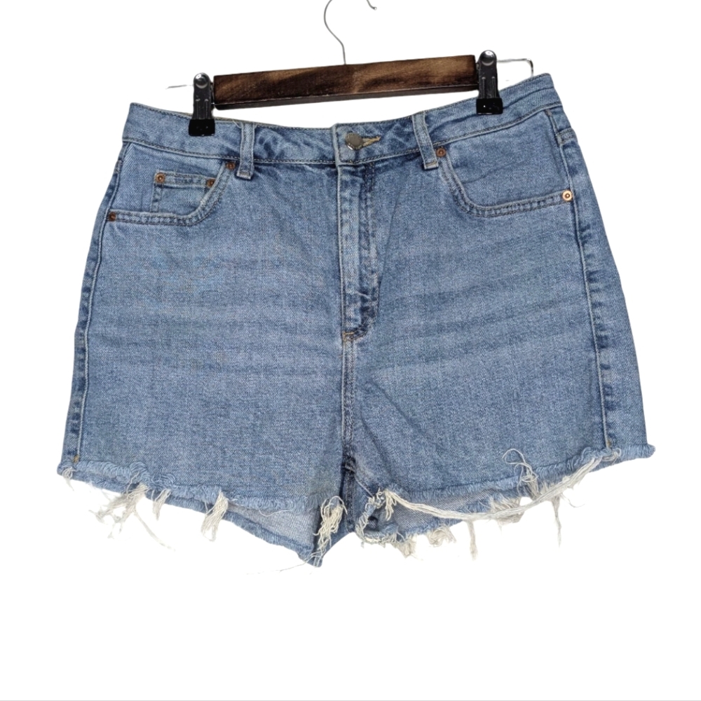 Topshop Moto High Waist Mom Jean Cutoff Shorts Light Blue with Raw Hem Size US 8